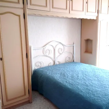 Apartment Grand 2 Pieces Climatise, Terrassse Vue & Proche Fete Du Citron *