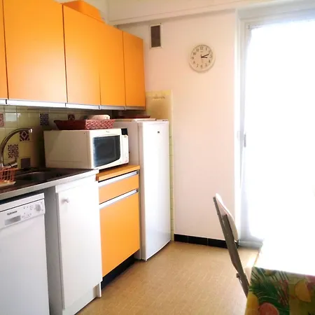 Grand 2 Pieces Climatise, Terrassse Vue & Proche Fete Du Citron Apartment Menton