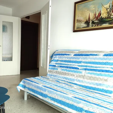 Apartment Grand 2 Pieces Climatise, Terrassse Vue & Proche Fete Du Citron